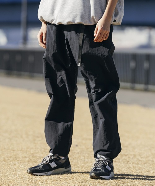 GRAMICCI パンツ Gramicci / LOWERCASE NYLON TRACK PANT メンズ