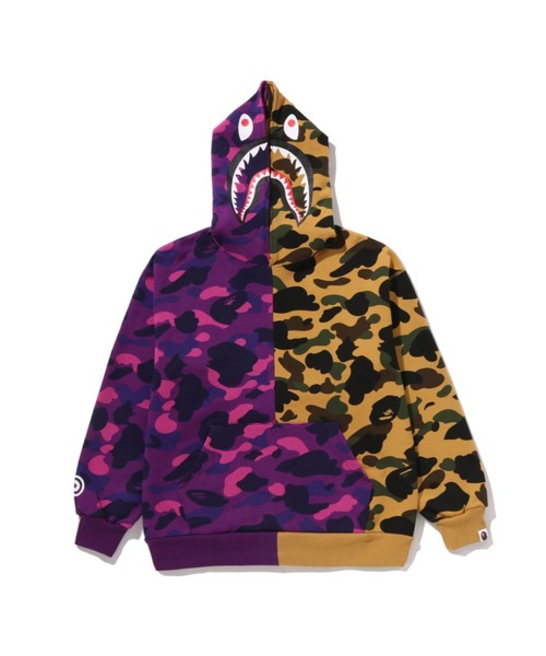 A BATHING APE（アベイシングエイプ） パーカー SPLIT CAMO SHARK