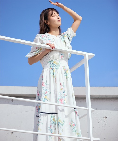 AND COUTURE（アンドクチュール） ワンピース シャドーフラワーブーケ