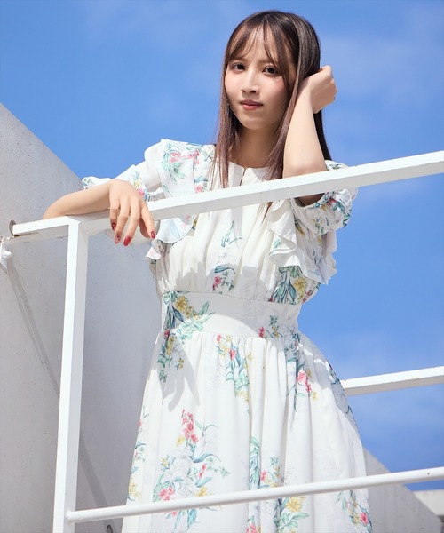 AND COUTURE（アンドクチュール） ワンピース シャドーフラワーブーケ
