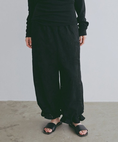 ワイドパンツ パンツ エンブロイダリーイージーパンツ レディースの画像