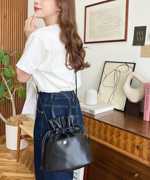 モメンタム　ショルダーバッグ moment+ ショルダーバッグ バッグ 「累計販売数2万個突破