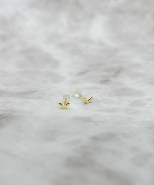 yu-ka ピアス YU-KA : リーフモチーフミニピアス レディース