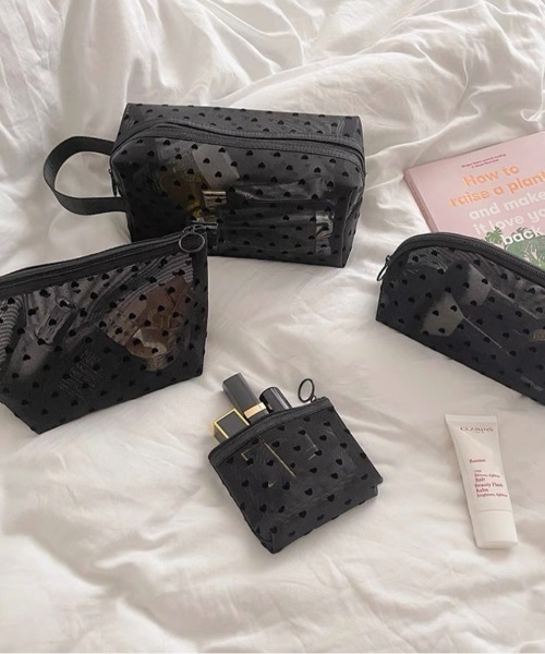 HEAD PORTER BLACK BEAUTY ハート柄　マルチポーチ 美品レア】HEADPORTERヘッドポーター ハート柄ショルダーバッグ