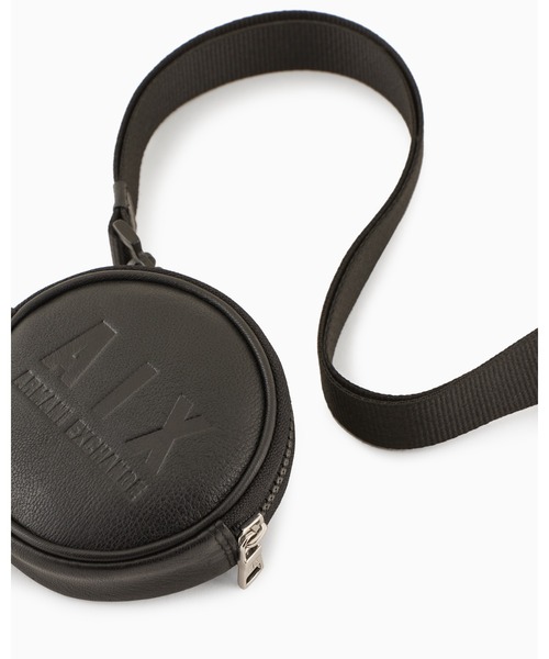 洗練されたデザイン　アルマーニ エクスチェンジコインケース付きカードホルダー ARMANI EXCHANGE 財布 「A|X アルマーニ エクスチェンジ」AXロゴ