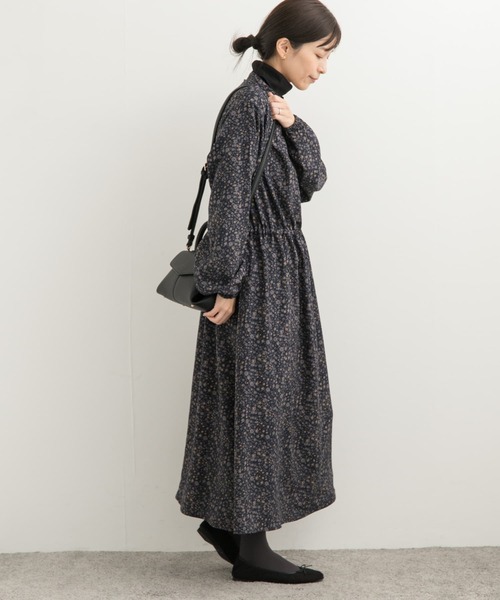 URBAN RESEARCH DOORS ワンピース フラワープリントワンピース