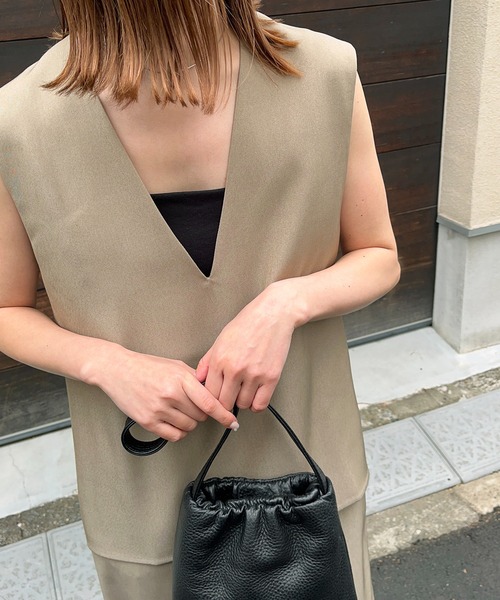 エムドット　バルーンジレ　新品　ジレ　em. MGV ベスト ジレ フード付きクロップド丈ベスト メンズ