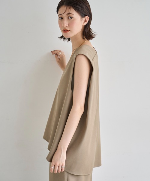 やきにくのたれ 美品 LEMAIRE VネックベストS オリーブグリーン 2023-B-BFM53210_c40_500x.jpg?v
