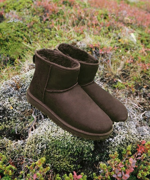 UGG ムートンブーツ US 8サイズ25cm ベルト UGG Australia（アグオーストラリア） 「UGG」 ムートンブーツ US8