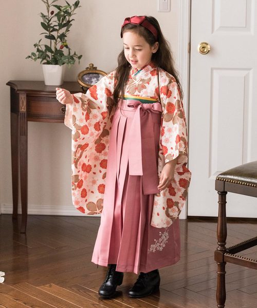 Catherine Cottage(キャサリンコテージ) 着物 刺繍入り袴セット Catherine Cottage(キャサリンコテージ) 着物 刺繍入り袴セット