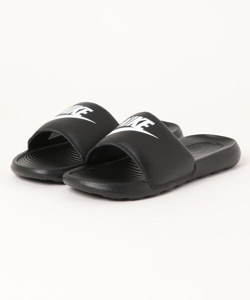 日本未輸入【ナイキNIKE】 ビクトリ ワン サンダル 男女共用 NIKE 日本未発売 BENASSI VICTORI ONE SLIDE SB ”BLACK RED