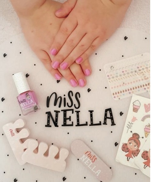 Miss Nella コスメセット コフレ NAIL＆ MAKE UP GIFT SET ＊ギフト