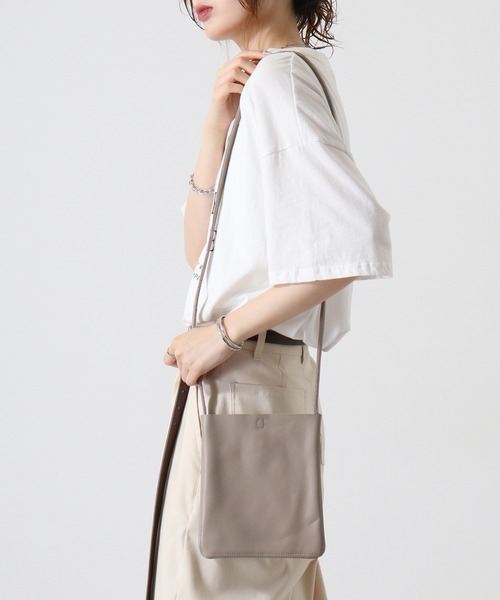 sense of fun sola ショルダーバッグ イタリアンソフトレザー