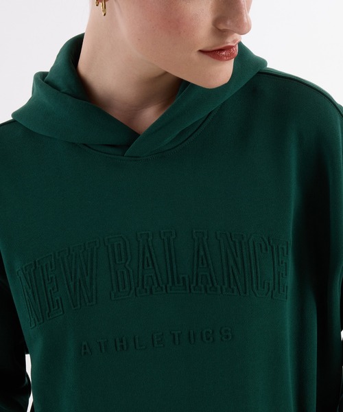 New Balance（ニューバランス） パーカー エンボスグラフィック