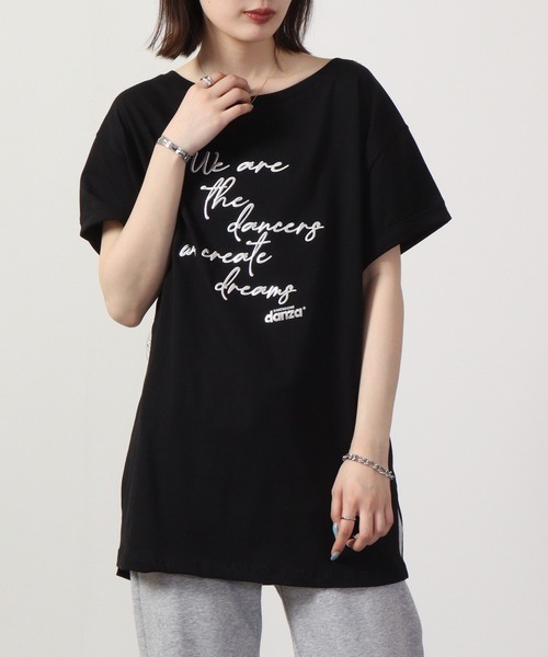 DIMENSIONE DANZA 売れ筋商品|||ディメンシオーネ ダンザ Tシャツ トップス レディース T-shirts Red DIMENSIONE DANZA ロゴプリントTシャツ（Tシャツ） | OFF PRICE