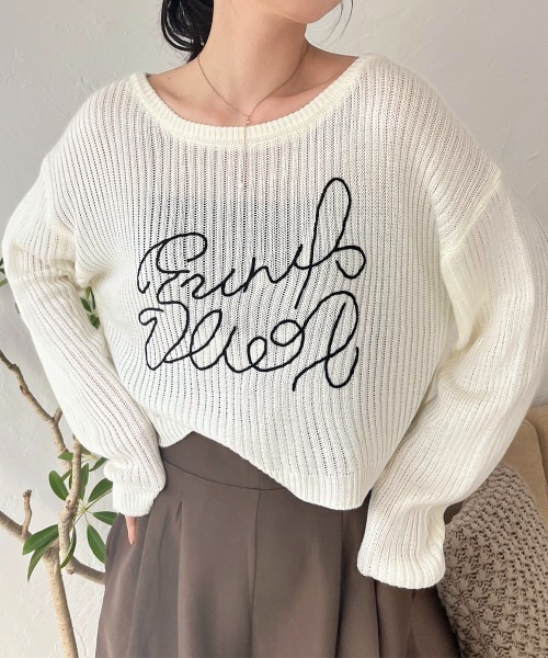 ニット セーター ロゴ刺繍ニットプルオーバー レディース moment+ ニット セーター 6Gコードロゴ刺繍ニットプルオーバー