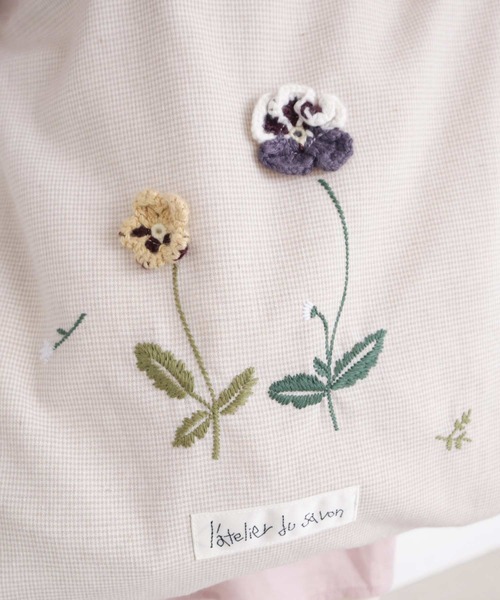 新品タグ付き　ひらひらパンジーかぎ針刺繍 バッグ(ベージュ-F) AMBIDEX Store ○〇ひらひらパンジーかぎ針刺繍 バッグ(F