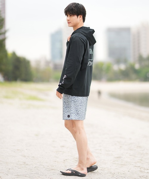 ルーカ 長袖 ジップ フード ラッシュガード S.L サイズ UPF50 黒 RVCA ラッシュガード RVCA/ルーカ 長袖 ジップアップパーカー