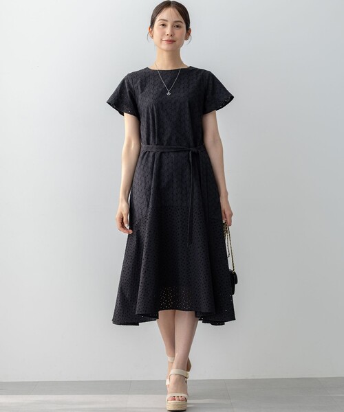 組曲（KUMIKYOKU） ワンピース エンブロイダリーレースフレアスリーブ