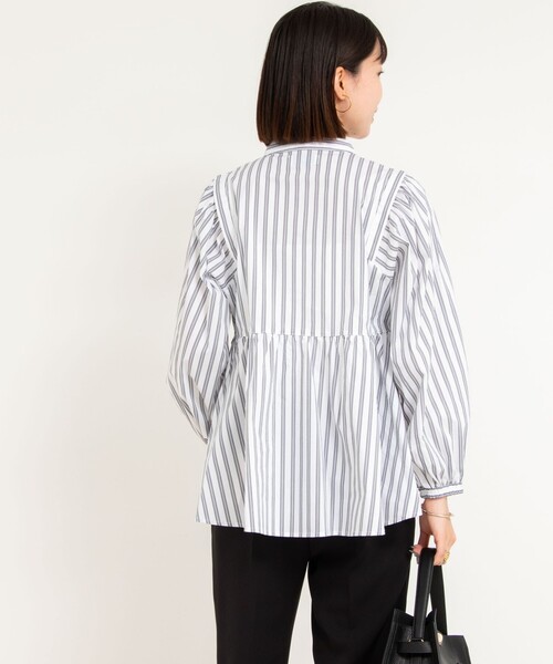 NOLLEY'S LIGHT パフスリーブブラウス プルオーバー NOLLEY'S（ノーリーズ）の「パール釦パフスリーブブラウス