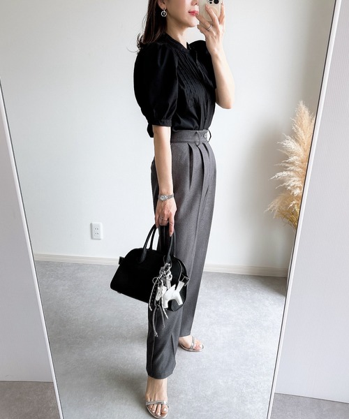 24SS ✨完売品　ダイアグラム　ピンタックショートブラウス　ボリュームスリーブ 24SS ✨完売品 ダイアグラム ピンタックショートブラウス