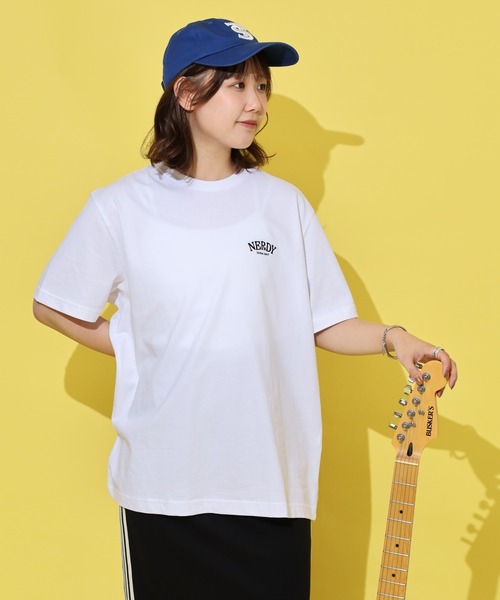 NEE スマホショルダー、tシャツ NERDY スマホショルダー tシャツ スモール アーチ ロゴ 半袖 Tシャツ