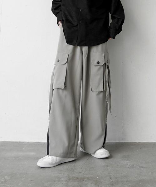 casper John カーゴデニムパンツ　ブラック CASPER JOHN（キャスパージョン）の「Denim parachute cargo