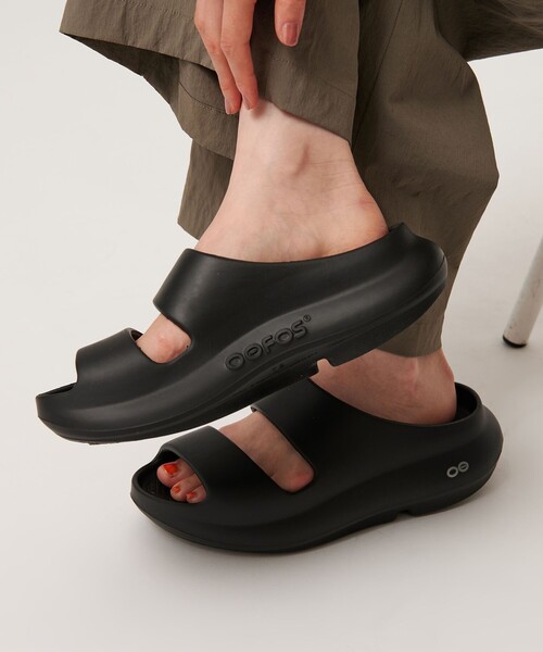 oofos OOYEA 6 美品 OOFOS（ウーフォス）OOyea（ウーヤー）リカバリーサンダル