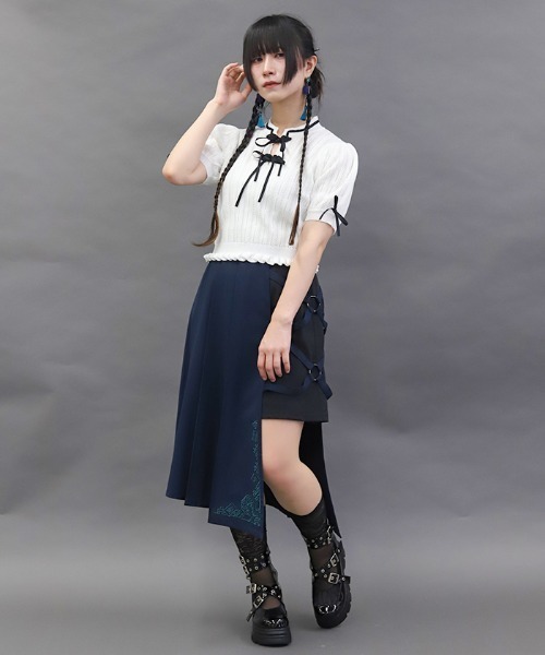 axes femme POETIQUE スカート クロスベルト麻雀牌刺繍スカート
