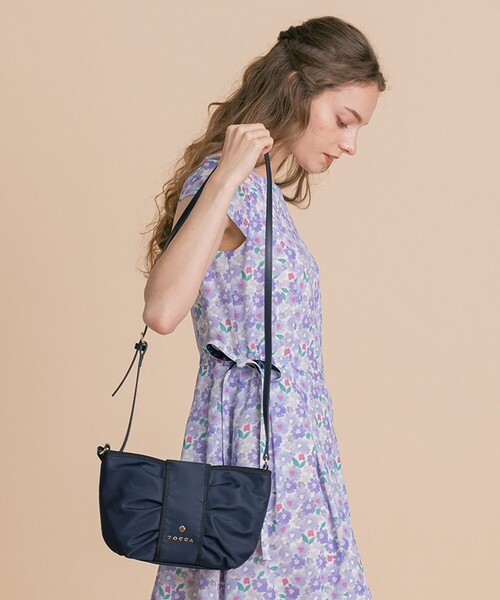 TOCCA（トッカ） ショルダーバッグ F ブラック レディース : ZOZOTOWN