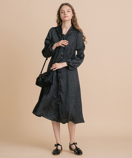 「TOCCA」 ショルダーバッグ F 黒いこと レディース