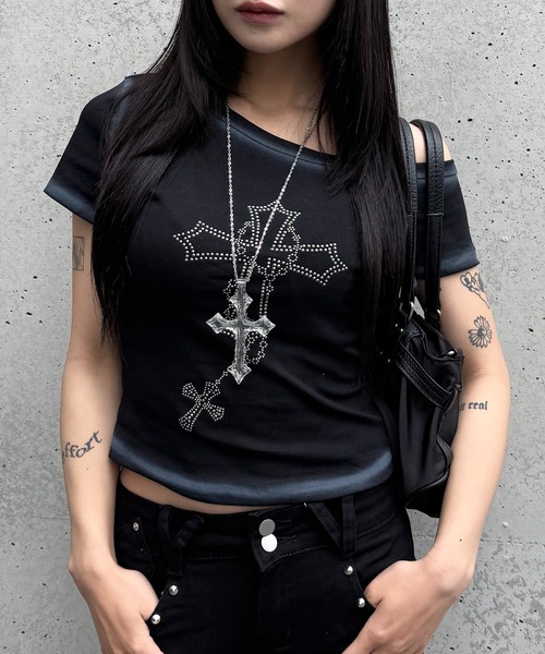 【希少】PLEIN SUD 胸元スラッシュカット タンクトップ 黒 Y2K lilful tシャツ 半袖 「26年春夏新作」Y2K クロスプリント