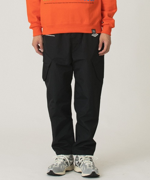 カーゴパンツ WHITE MOUNTAINEERING × UMBRO EASY CARGO PANTS WM2573418 メンズ レディースの画像