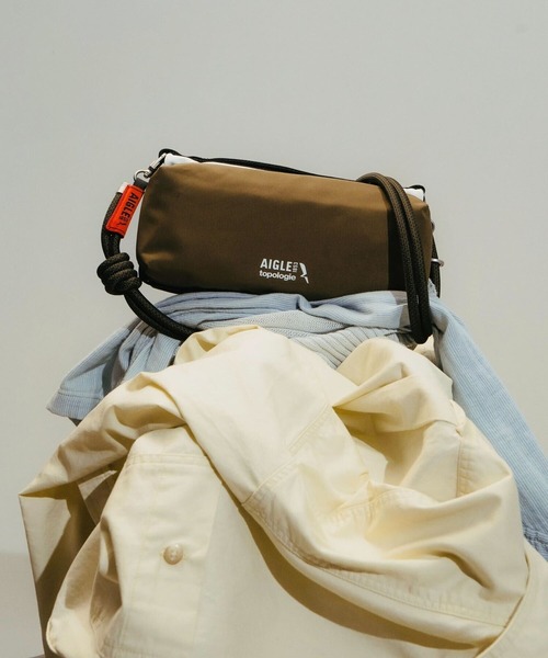 topologieのショルダーバッグ Topologie ショルダーバッグ バッグ x Aigle Trio Colour Bottle