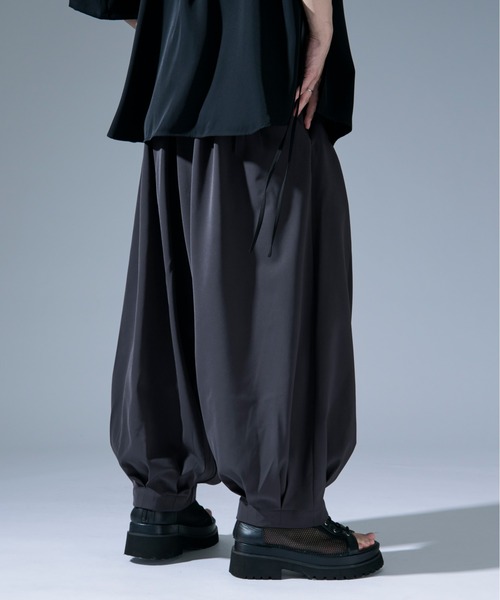 Ellno Loset（エルノロゼット） マルチサイズ パンツ ドレープ