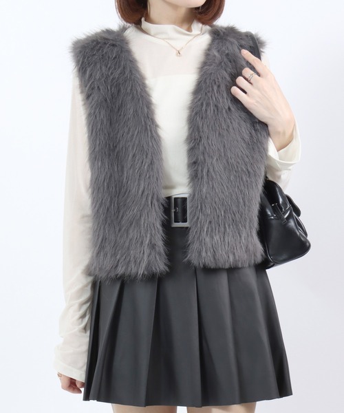 ブラックファーベスト ショート丈 ノーカラー PICCIN PERLA ベスト ジレ フェイクファーベスト（ショート