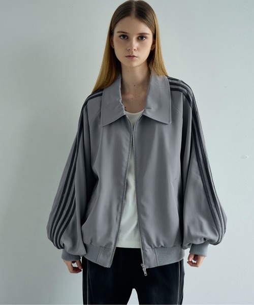 ぷゆん⭐︎eLLa グレー オーバージャケット Elura（エルーラ） マウンテンパーカー ウインドブレーカー 大人