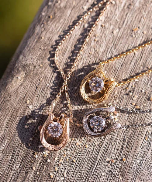 IRIEBEACH（アイリービーチ） ネックレス Horseshoe zirconia necklace