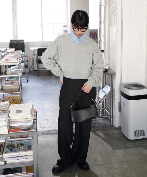 トレーナー スウェット Vネック刺繍ショート丈スウェット レディース