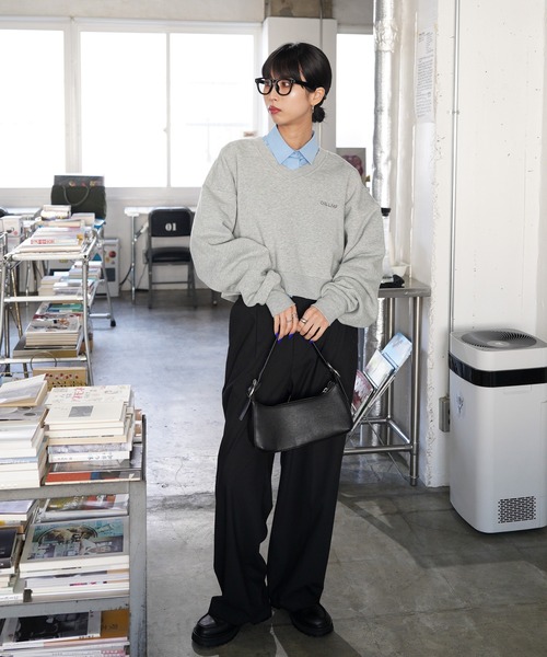 トレーナー スウェット Vネック刺繍ショート丈スウェット レディース