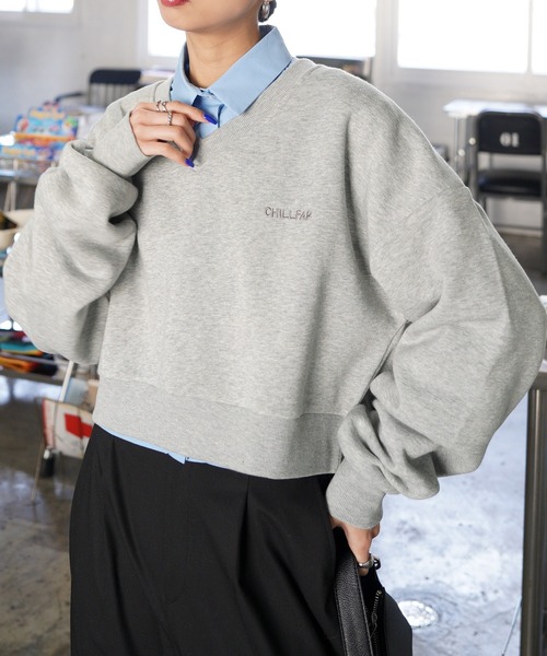 トレーナー スウェット 裏起毛 Vネック刺繍ショート丈スウェット