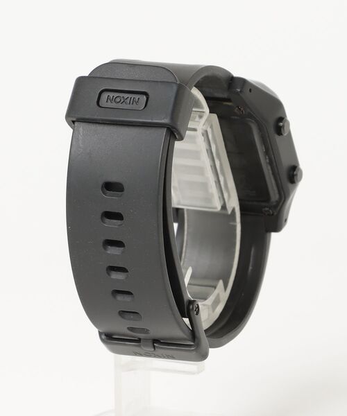 【稼動品】腕時計　NIXON ニクソン 新品電池　メンズ　デジタル　ブラック NIXON（ニクソン） デジタル腕時計 FREE ブラック メンズ : ZOZOTOWN