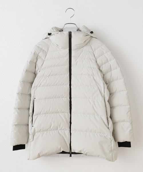 Herno ヘルノ ダウン コート　アイボリー HERNO/ヘルノ FUR COLOR DOWN ダウンコート PI001948D12414Z（ダウン