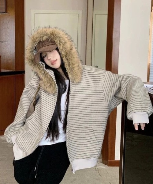 SHERU パーカー フェイクファー付き ボーダー ジップアップパーカー