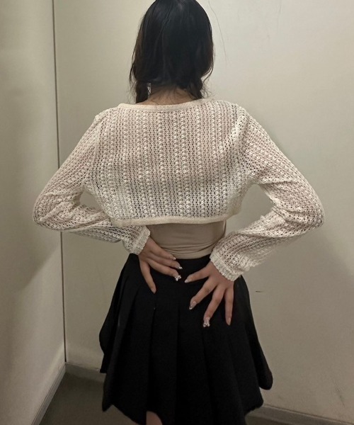A'GEM/9 × .kom 「.KOM/ドットケーオーエム」レース切替パフスリーブブラウス レディース A'GEM/9 × .kom 『.KOM/ドットケーオーエム』レース切替