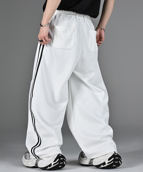 パンツ ADRER line track wide slacks line track wide slacks（その他パンツ）｜ADRER（アドラー）の