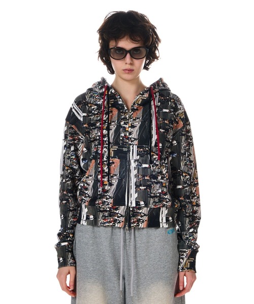パーカー PHOTO PRINT OVER HOODIE レディース