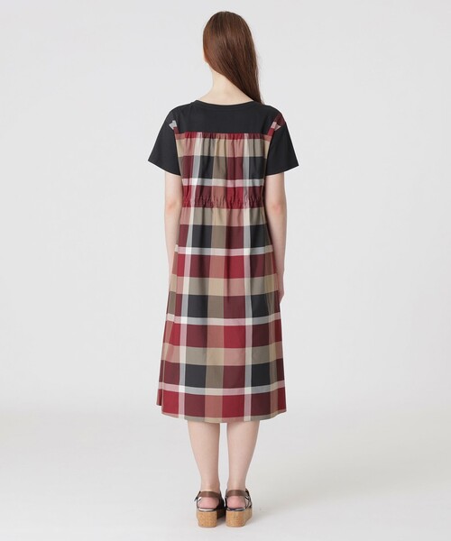 BLUE LABEL CRESTBRIDGE（ブルーレーベルクレストブリッジ