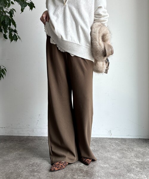 ワイドパンツ パンツ バイヤスセミフレアパンツ レディースの画像