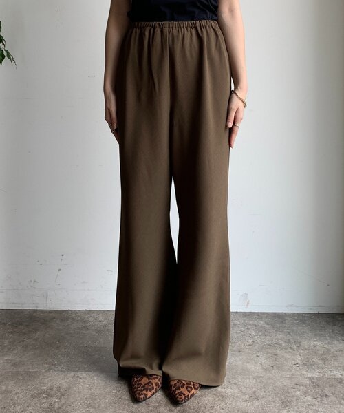 ワイドパンツ パンツ バイヤスセミフレアパンツ レディースの画像